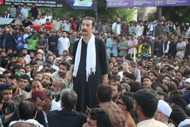 بند راستے اور جاری راشن